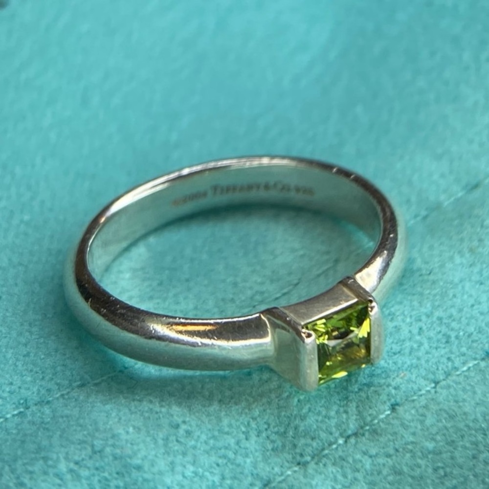 Tiffany 2004 Green Peridot Stack Band Ring Size 6